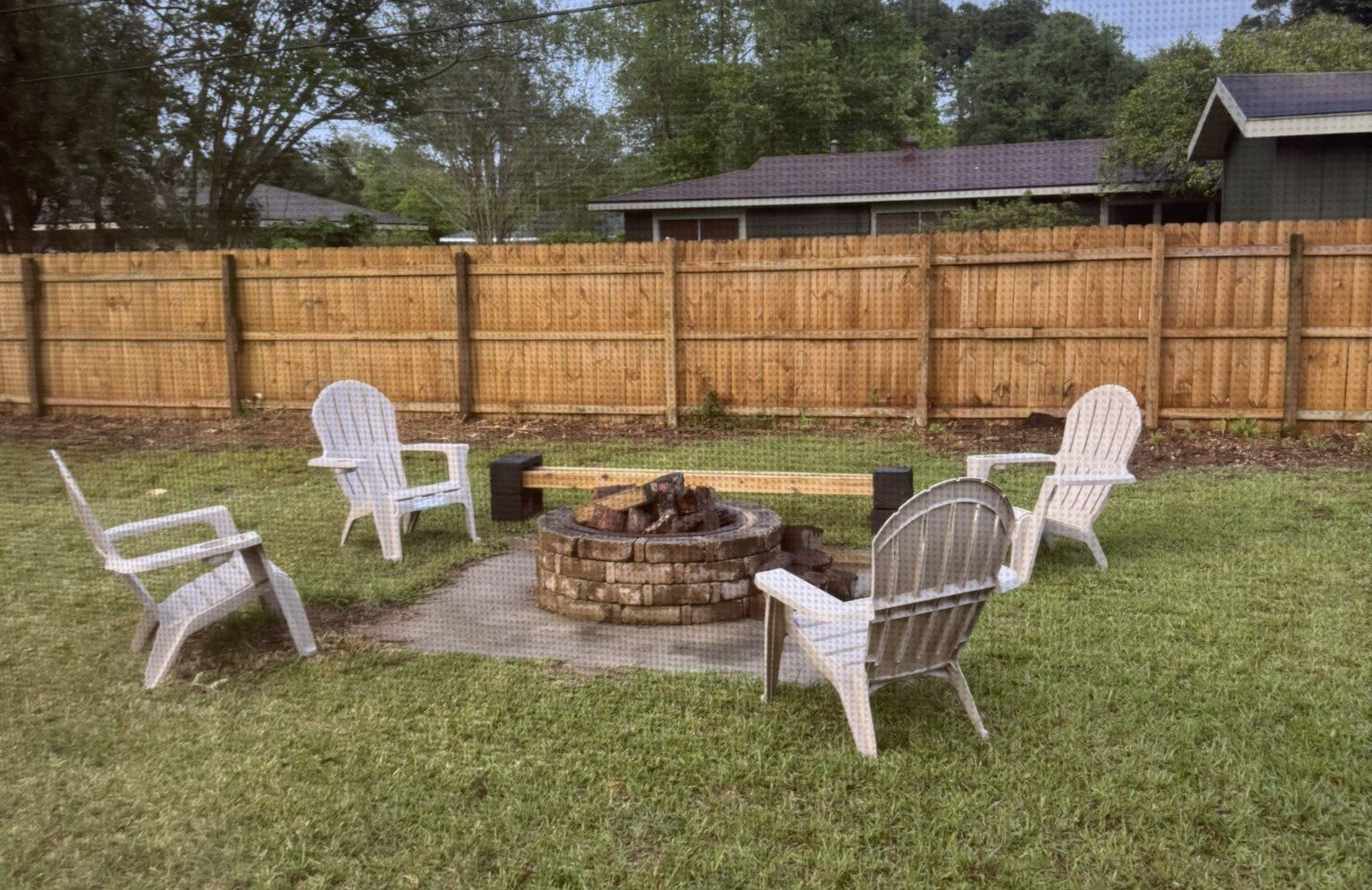 Screened Patio — Dartboard & Fire Pit